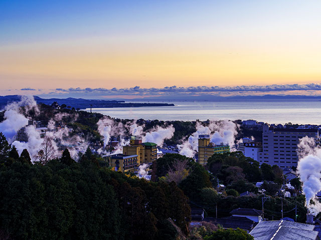 画像：湯けむりたなびく唯一無比の絶景