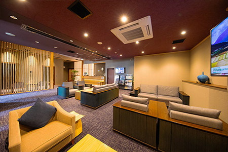 画像：ロビー・フロント